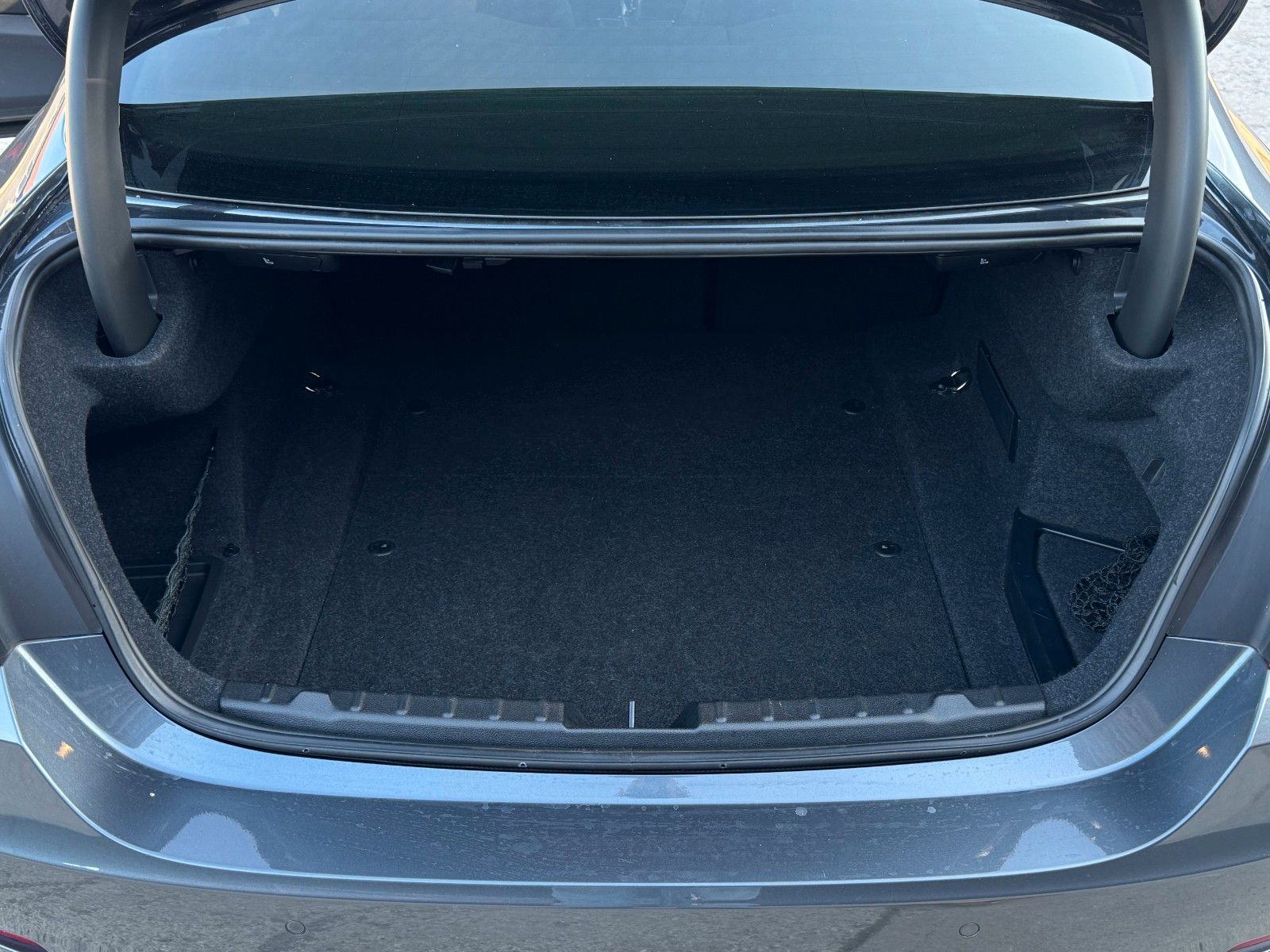 Fahrzeugabbildung BMW 420i Coupé Sport Line Carbon M-Spiegel Bi-Xenon