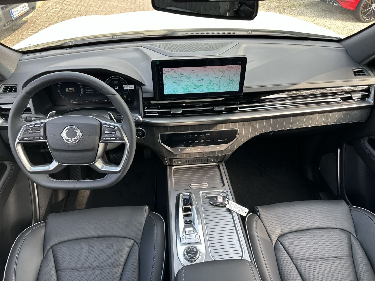 Fahrzeugabbildung KGM Rexton 2.2 Lux 8 AT AWD Navi Leder 360 Kamera