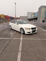 BMW 330d Touring - M Paket - BMW 330 Kombi 330d m paket mit Diesel-Antrieb