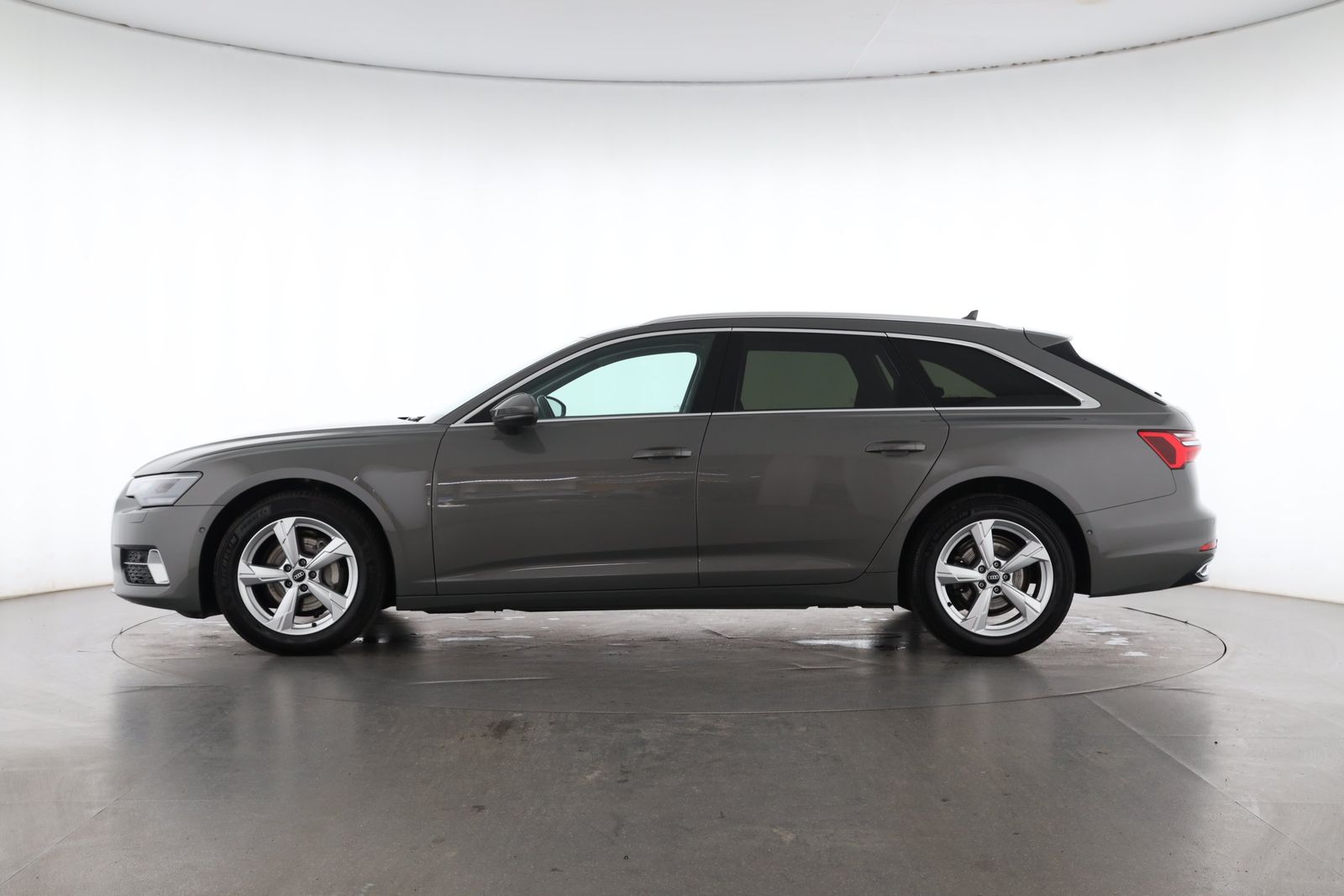 Audi A6 Avant 35 TDI S tronic Sport MMI NAVI LED foto 3