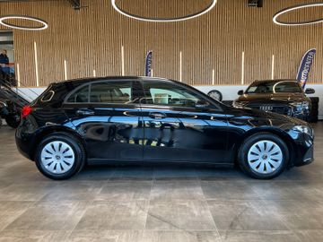 Mercedes-Benz A 180 d  *TACHODIGITAL*MBUX*NAVI*KAM*1.HAND*