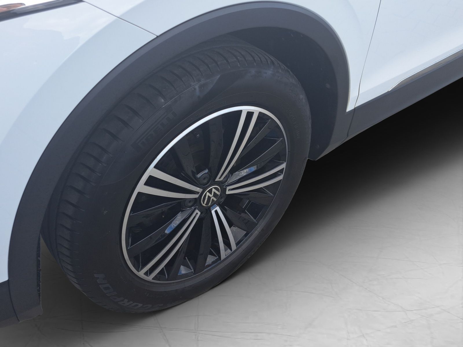 Volkswagen Tiguan - Bild 13