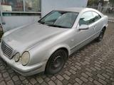 Mercedes-Benz Mercedes Benz 320 CLK Coupe EZ 1/1999 - Mercedes-Benz 320: Clk