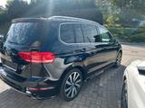 Volkswagen Touran Highline BMT R-line 7-Sitzer, Navi, AHK - VW Touran Gebrauchtwagen in Saarbrücken