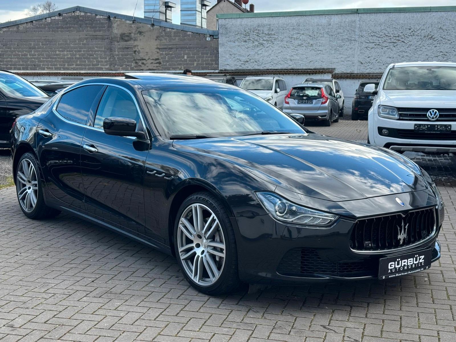 MASERATI GHIBLI 3.0 V6 DIESEL 272ch - CUIR - TOIT OUVRANT - CAMÉRA 360° - APPLE CARPLAY - BI-XÉNON