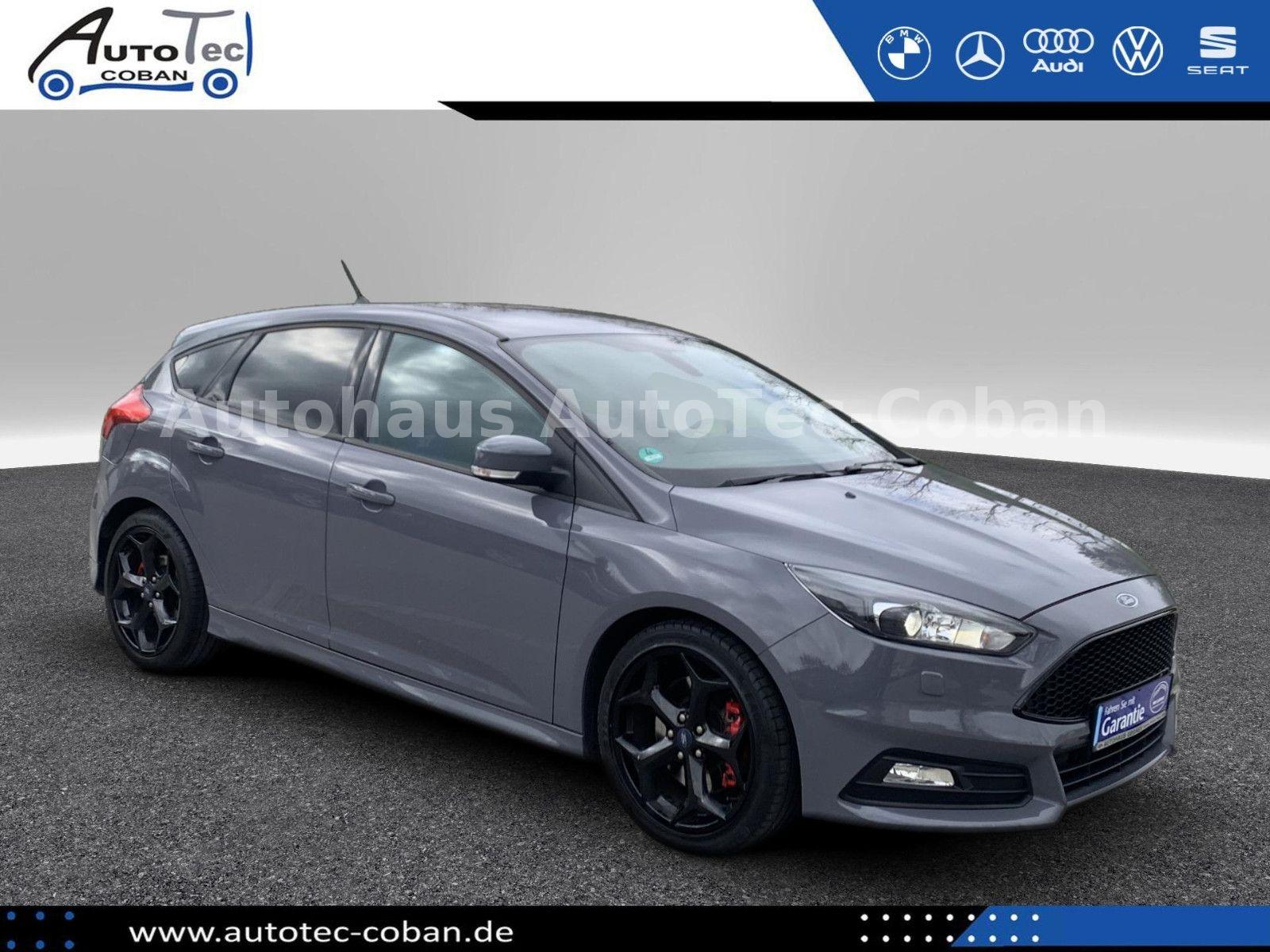 Ford Focus Lim. ST*/EURO6/NAVI/XENON/RÜCKFAHRK./*