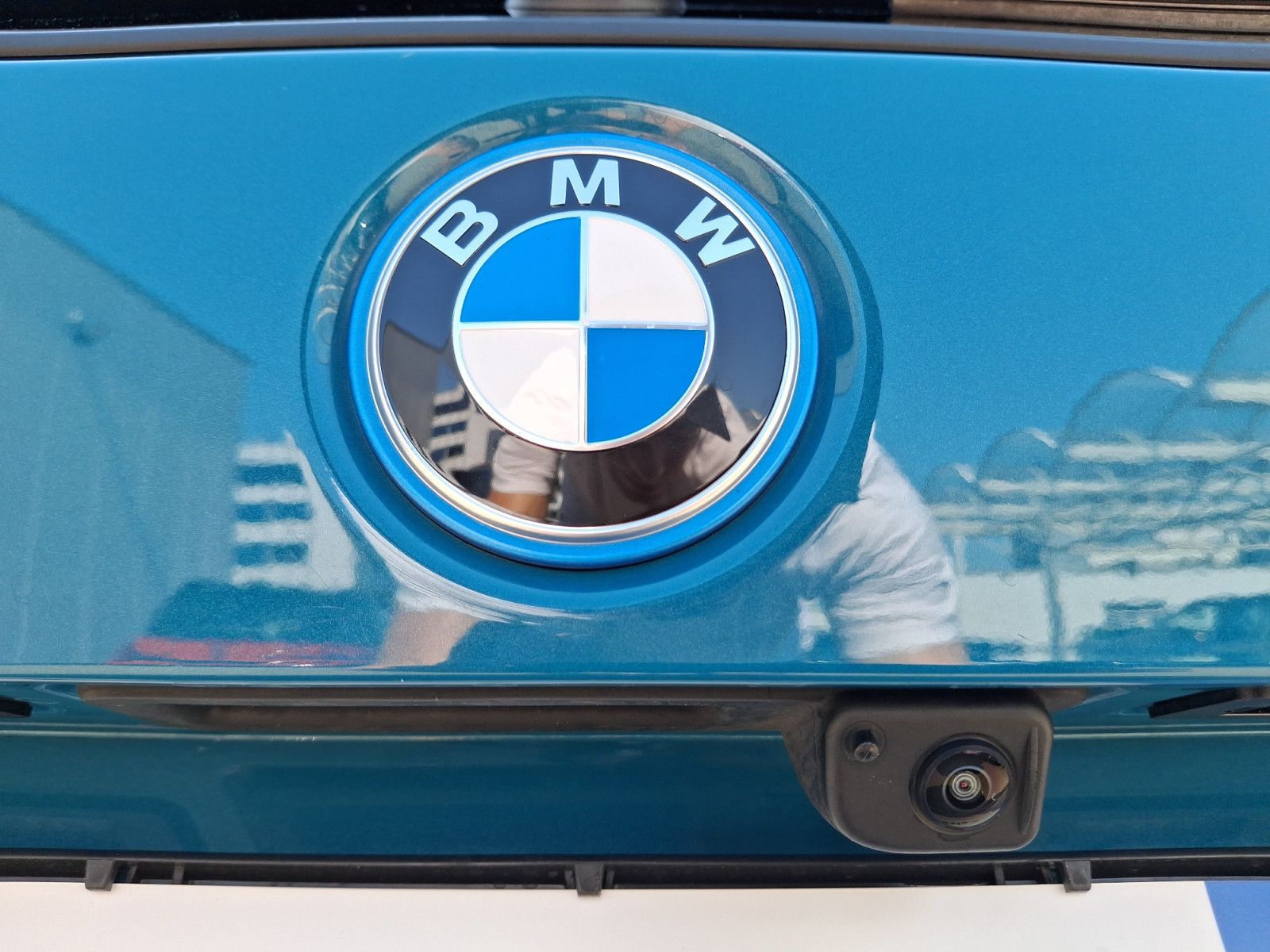 BMW iX1 xDrive30 Navi Tempom.aktiv Panoramadach Blue foto 19