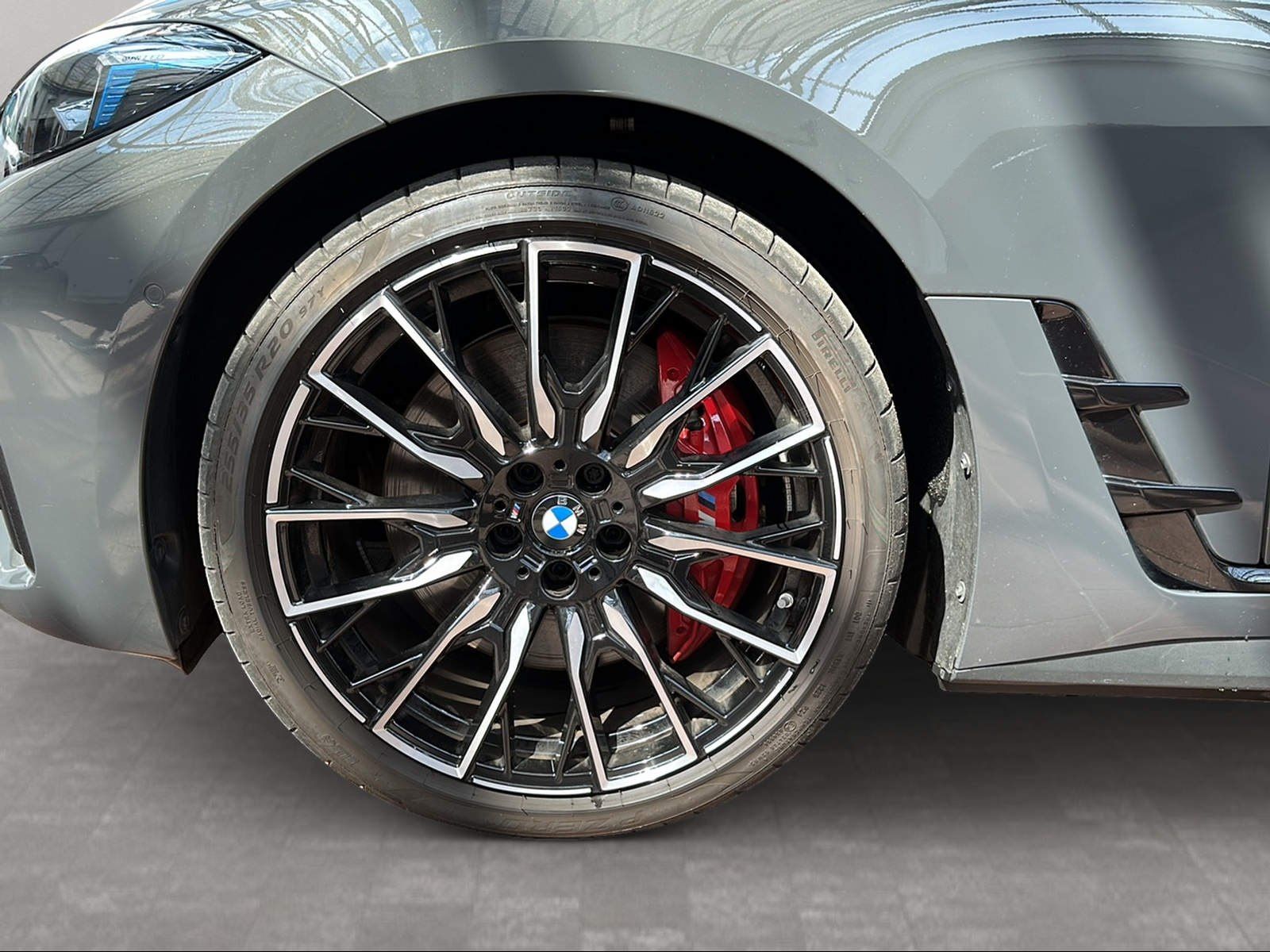 BMW i4 - Bild 12