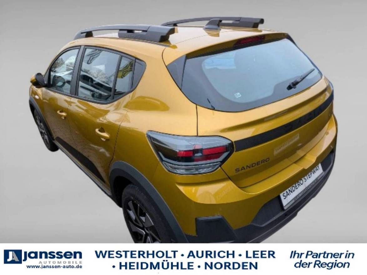 Fahrzeugabbildung Dacia Sandero Stepway Expression TCe 110