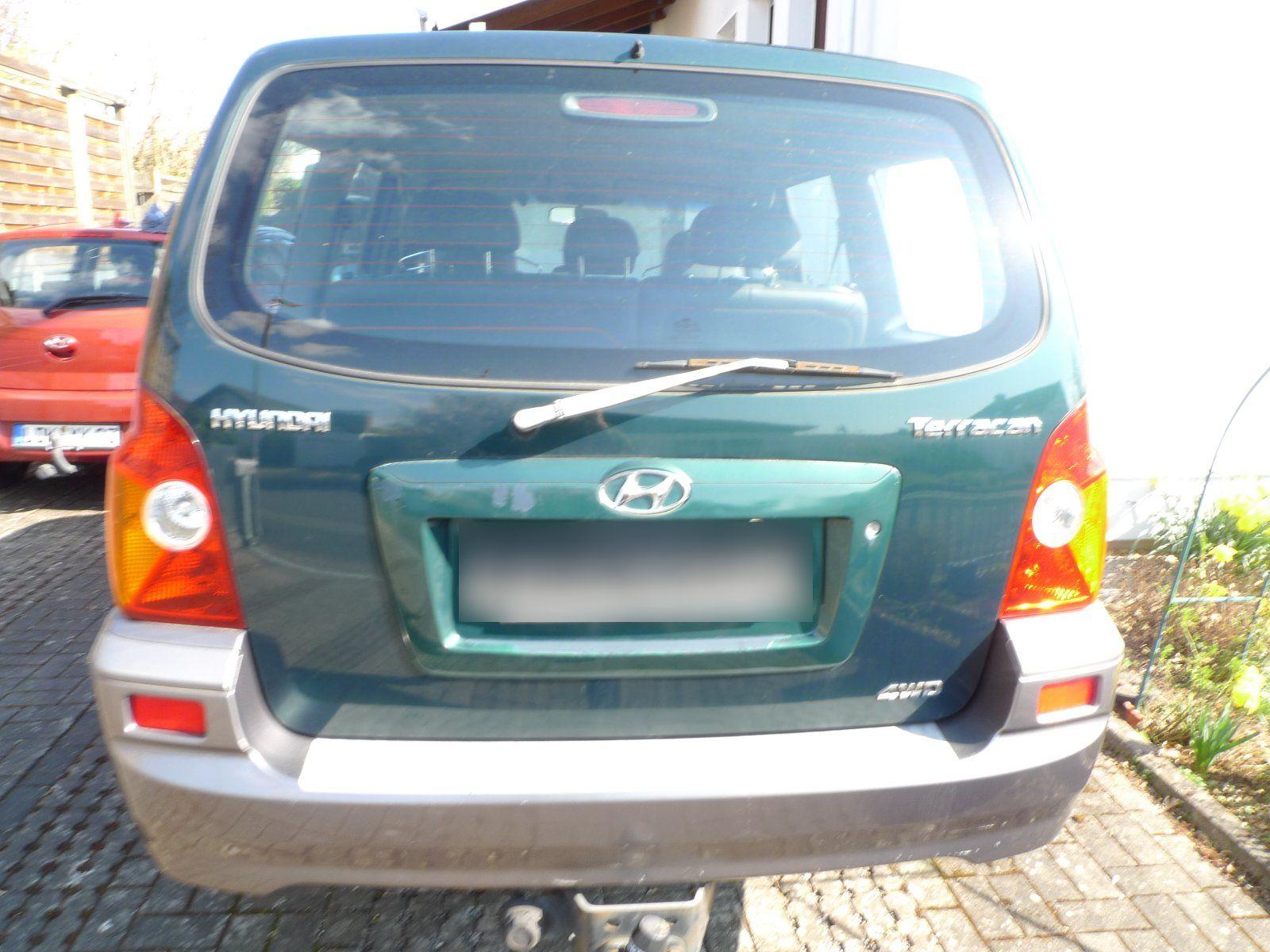 Hyundai Terracan 2004 — interior