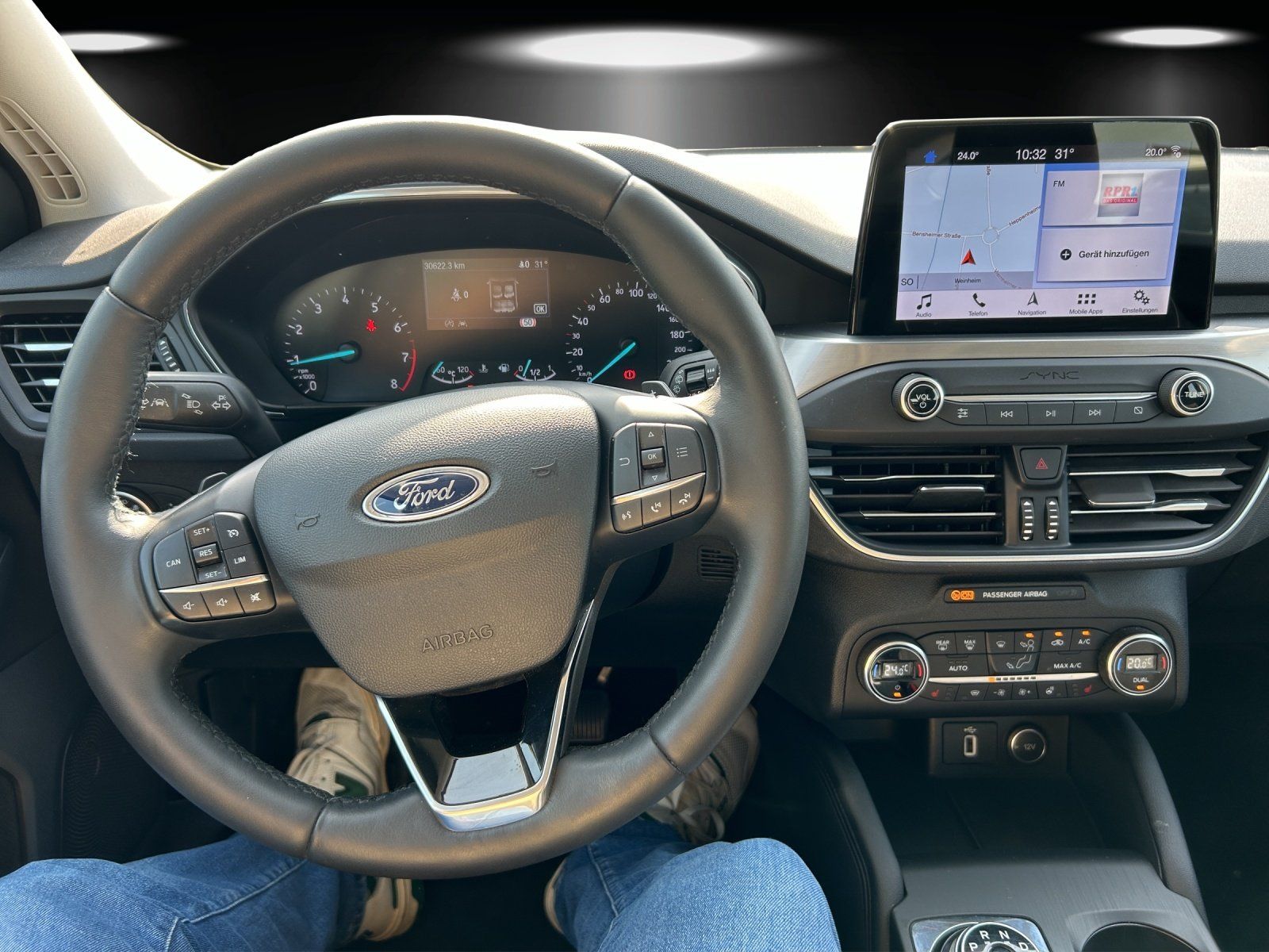 Fahrzeugabbildung Ford Focus 1.0 Titanium Aut./KAMERA/GRA/SHZ/LHZ/