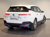 BMW iX xDrive40e H&K+SHZ+AppleCarPlay SOH 97% - BMW iX aus 2021