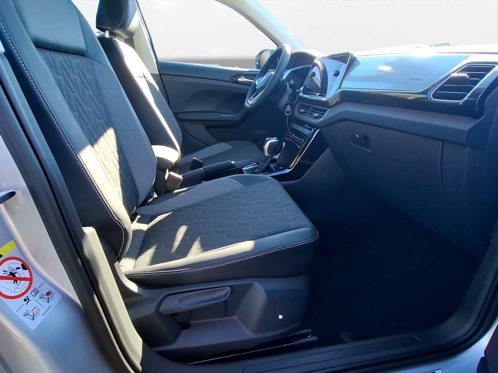 Volkswagen T-Cross - Bild 11