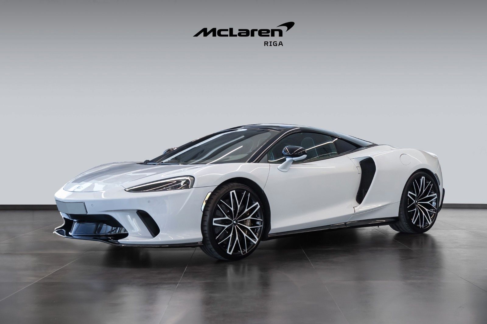 MCLAREN GT