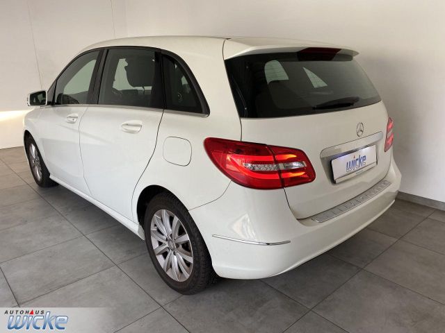 B -Klasse 1.6 B 180 NAVI KLIMA LM FELGEN PANO