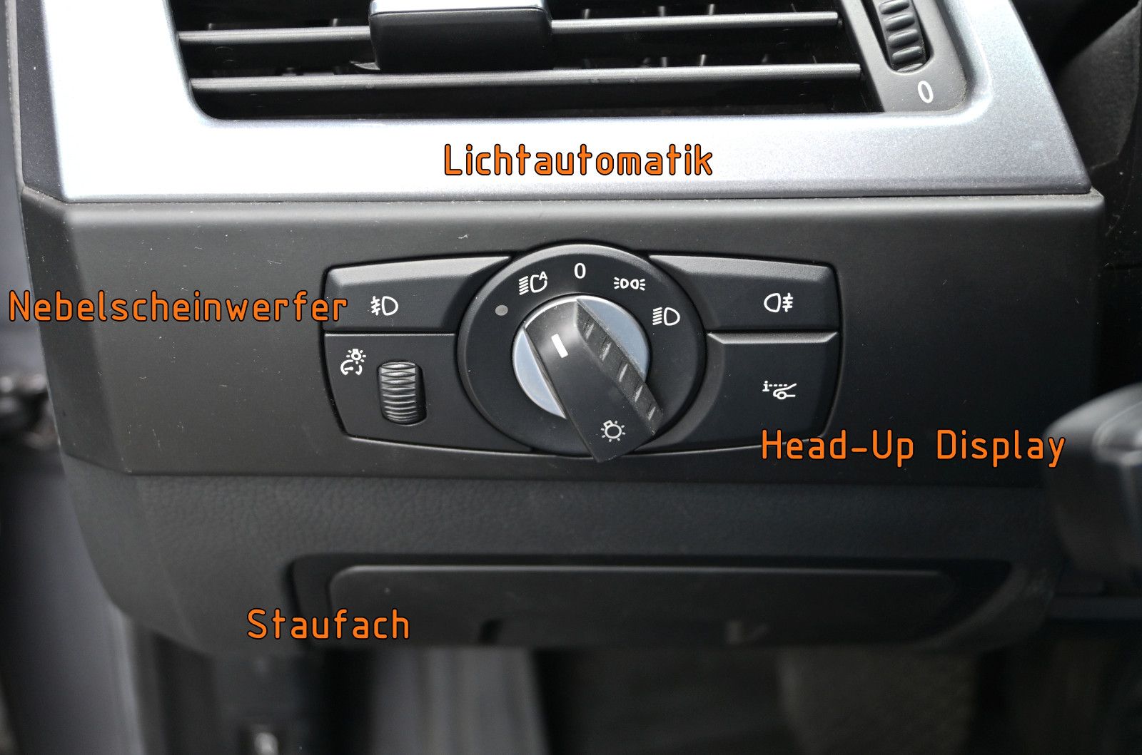 Fahrzeugabbildung BMW 530d Touring °AHK°AKTIVLENK.°DYNAMIC-DR.°KOMF.SI