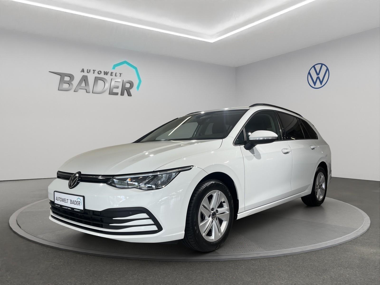 Volkswagen Golf VIII Variant 1.5 TSI ACC NAVI Life