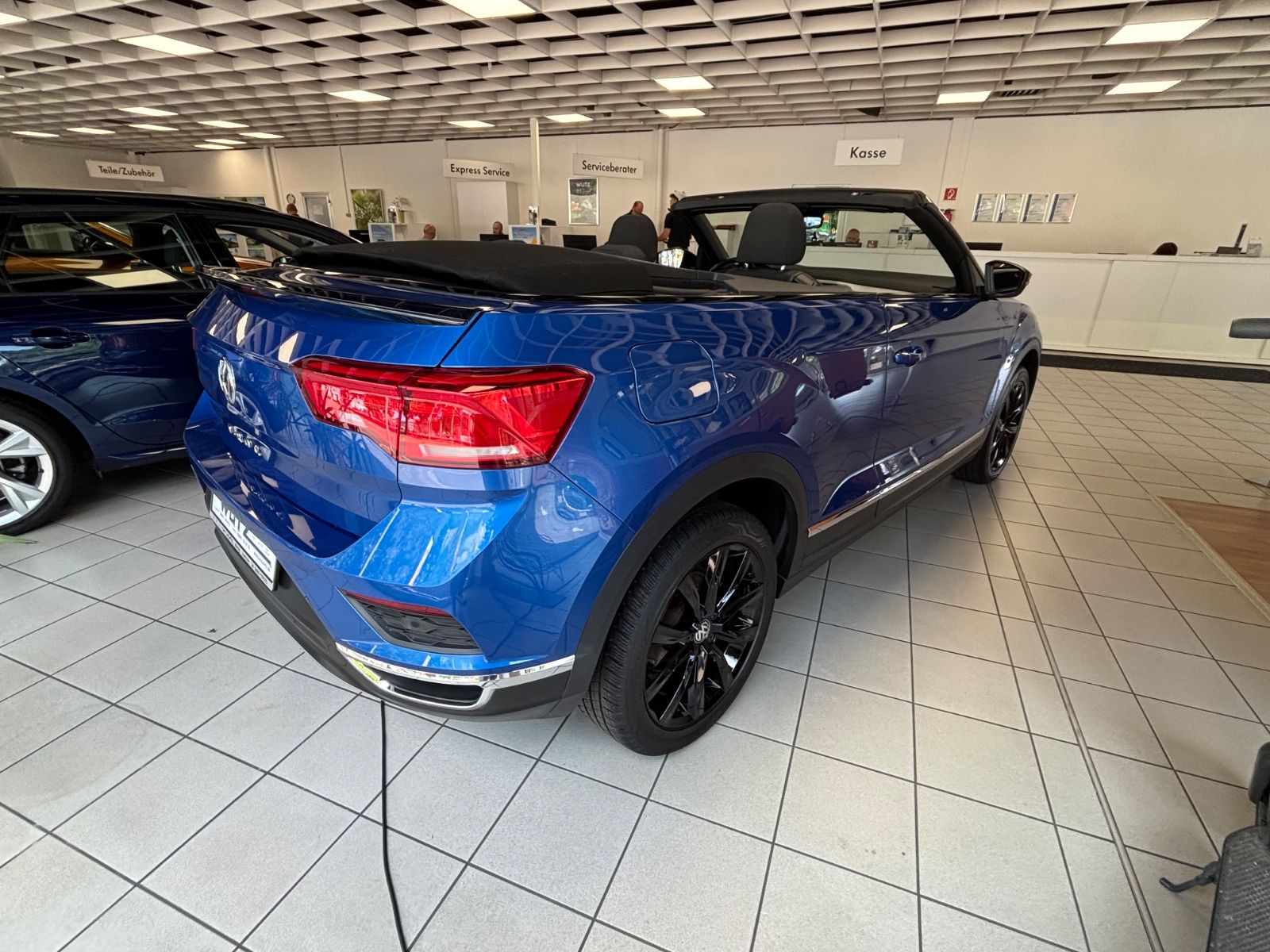 Fahrzeugabbildung Volkswagen T-Roc Cabriolet Style