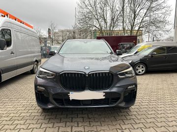 Fahrzeugabbildung BMW X5 30d xDrive M-Paket*Head-Up*HarmanKardon*ACC*