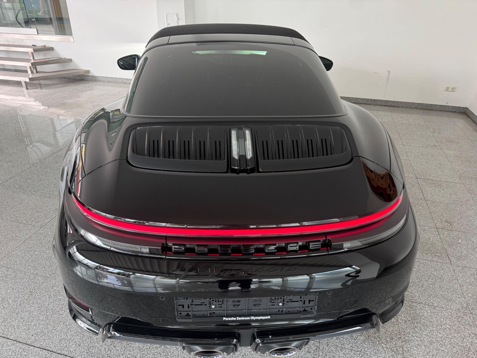 Porsche 992 Targa GTS 4 - PCCB- ACC-