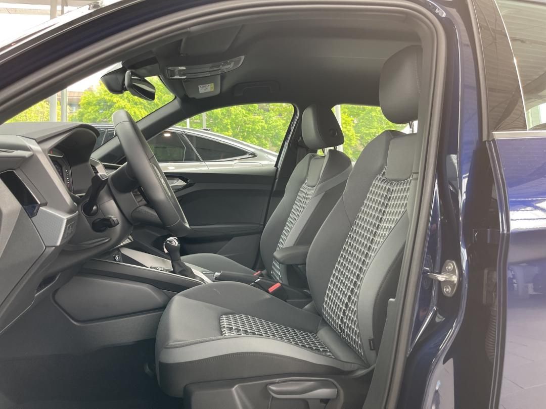 Fahrzeugabbildung Audi A1 Sportback 30 1.0 TFSI S-Line Kamera,LED,SHZ