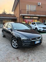 Ford Focus C-Max 1.6 TDCi (90CV) 5p. - Ford Focus aus 2007: 1.6