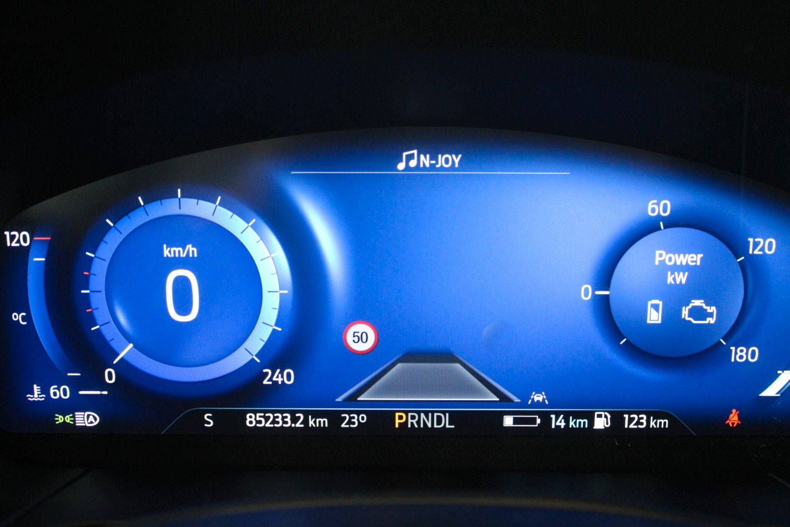 Fahrzeugabbildung Ford Kuga PHEV ST-Line X LED AHK 2xCam ACC WinterPak.