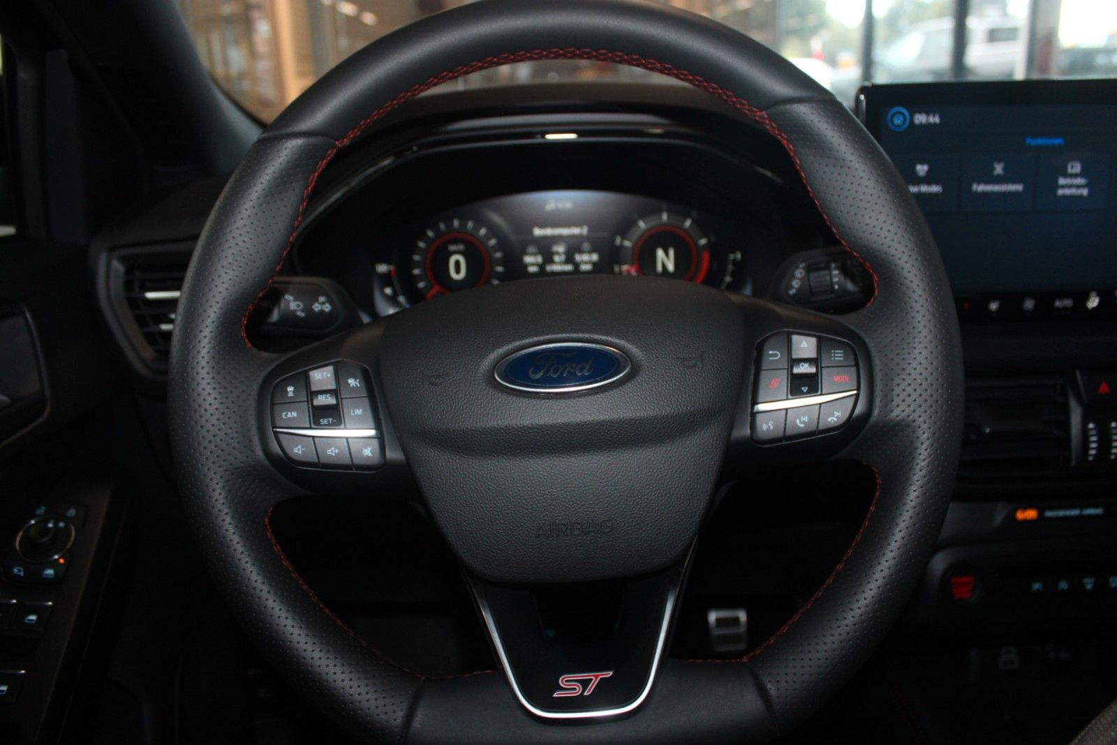 Fahrzeugabbildung Ford Focus ST X Aut. Matrix-LED HUD B&O WinterPak uvm