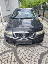 Honda Accord Tourer - Honda Accord aus 2004 mit Diesel-Antrieb
