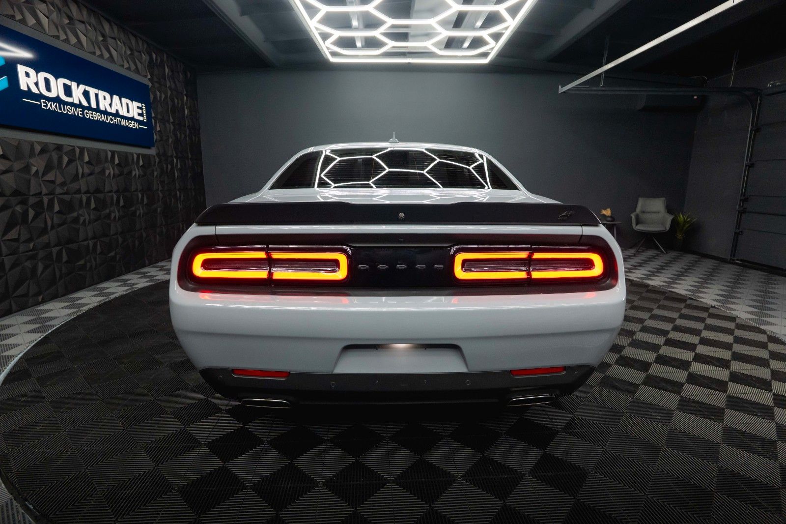 Fahrzeugabbildung Dodge Challenger 3.6 V6 4x4 GT SRT Styling *LED*19%*