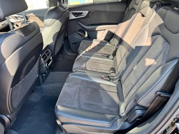 Bild 10 Audi Q7 50 50 TDI quattro S-LINE*MATRIX LED*BLACK