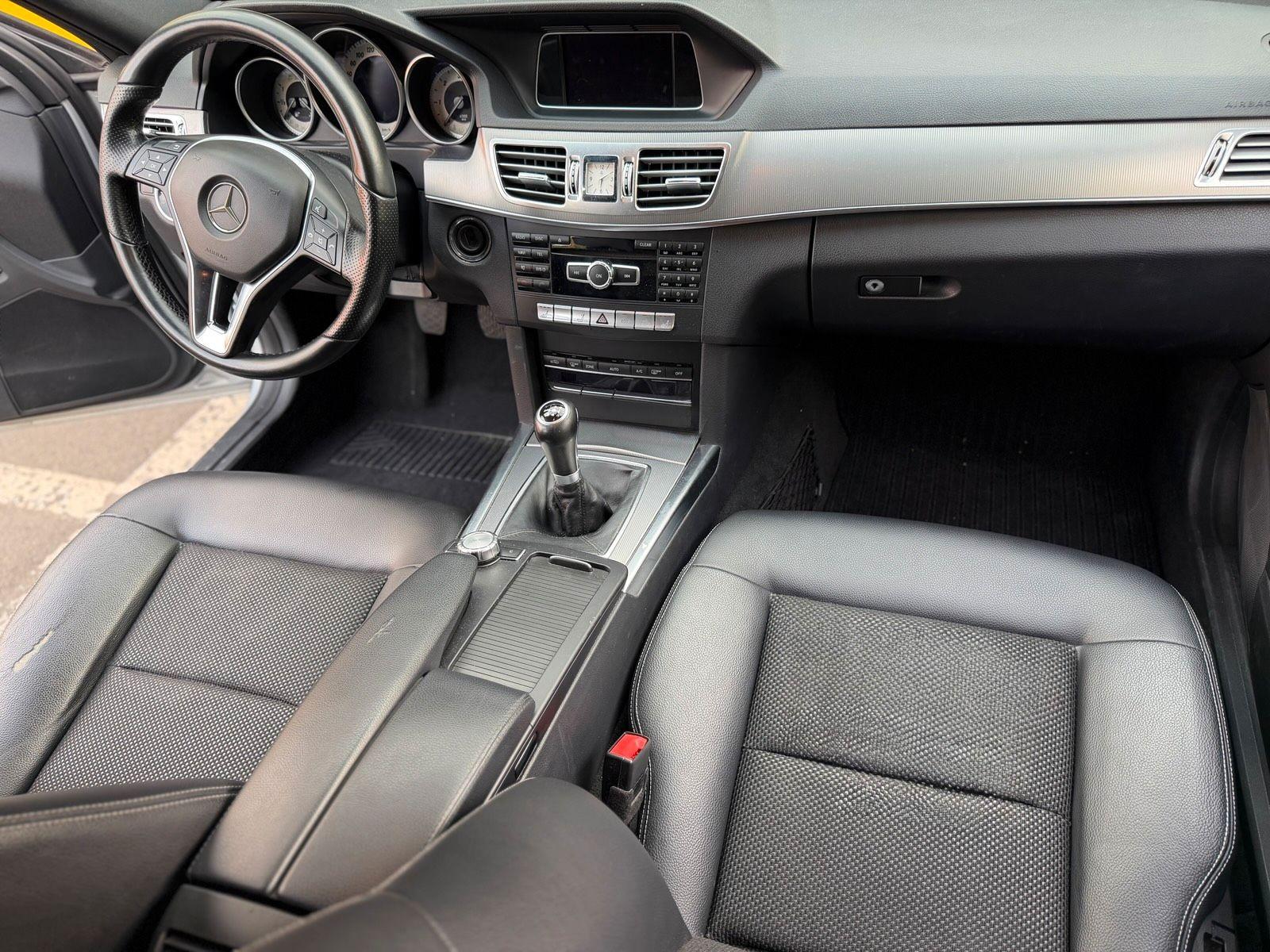 Mercedes-Benz E220 2014 — photo 7