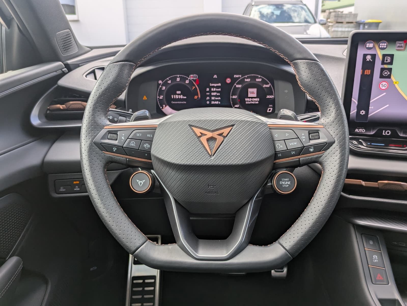 Fahrzeugabbildung CUPRA Terramar 2.0 TSI 4D VZ HUD*MATRIX*PANO*DCC*20"