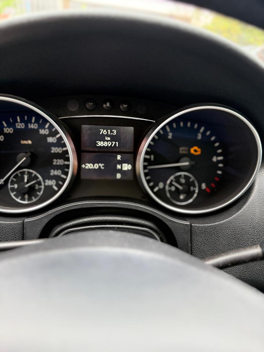Mercedes-Benz ML 320