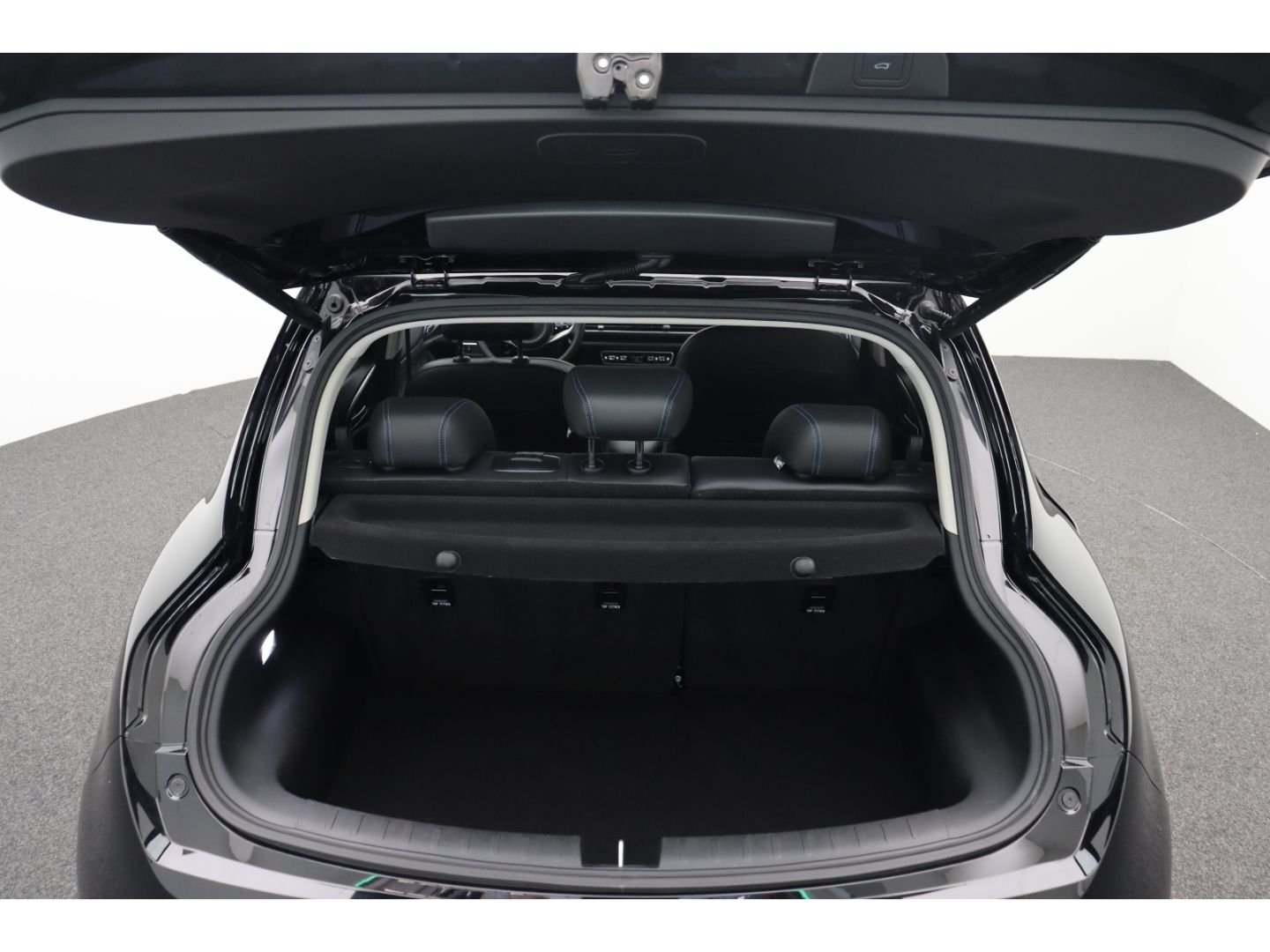 Fahrzeugabbildung GWM ORA 03 126 kW 400 Pro+ mit Wärmepumpe