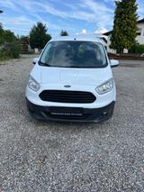 Ford Courier - Ford Courier: Kleinbus