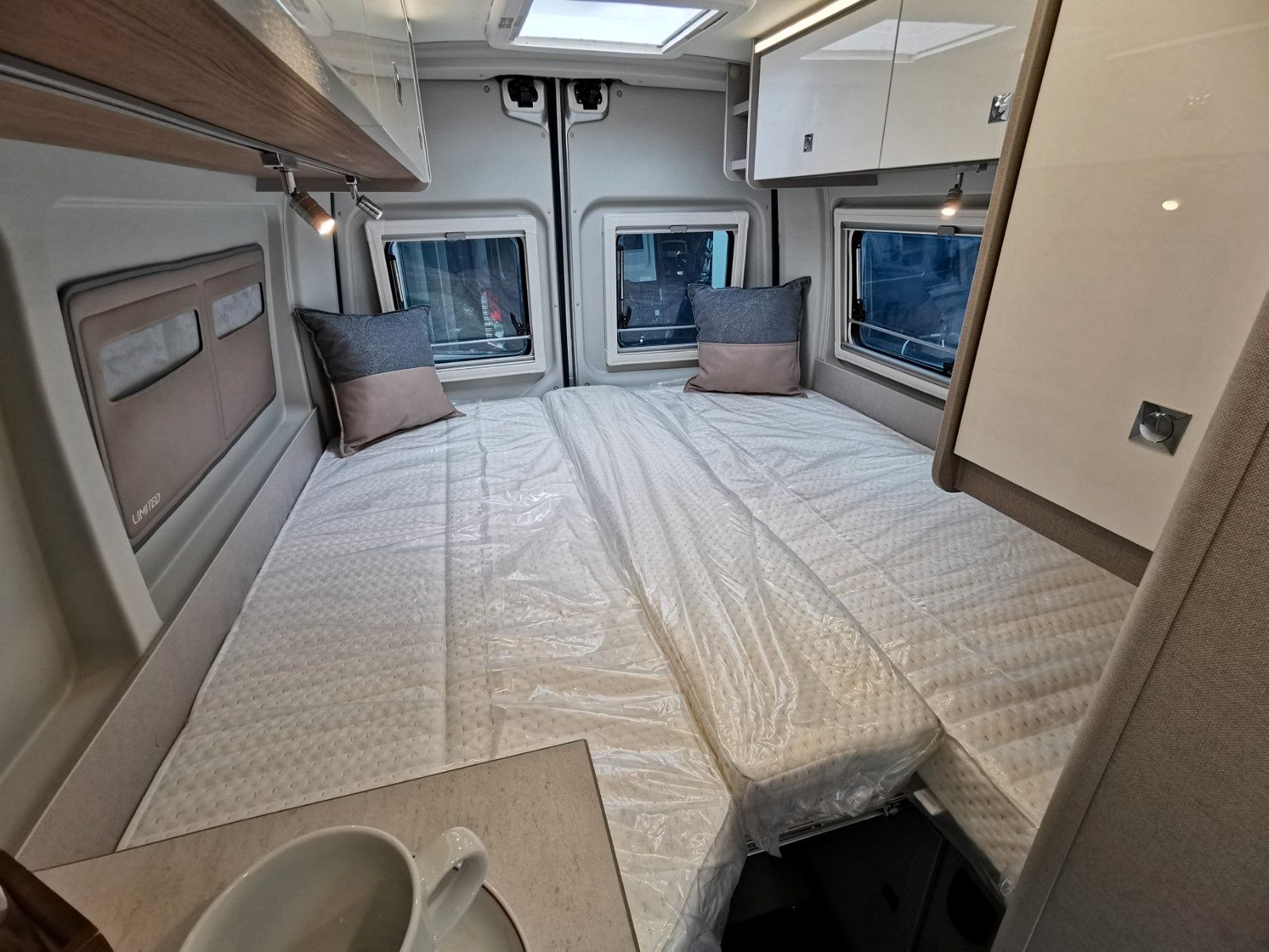 Fahrzeugabbildung Bürstner Delfin Limited C 621 - SIE SPAREN 19.253 € !!!