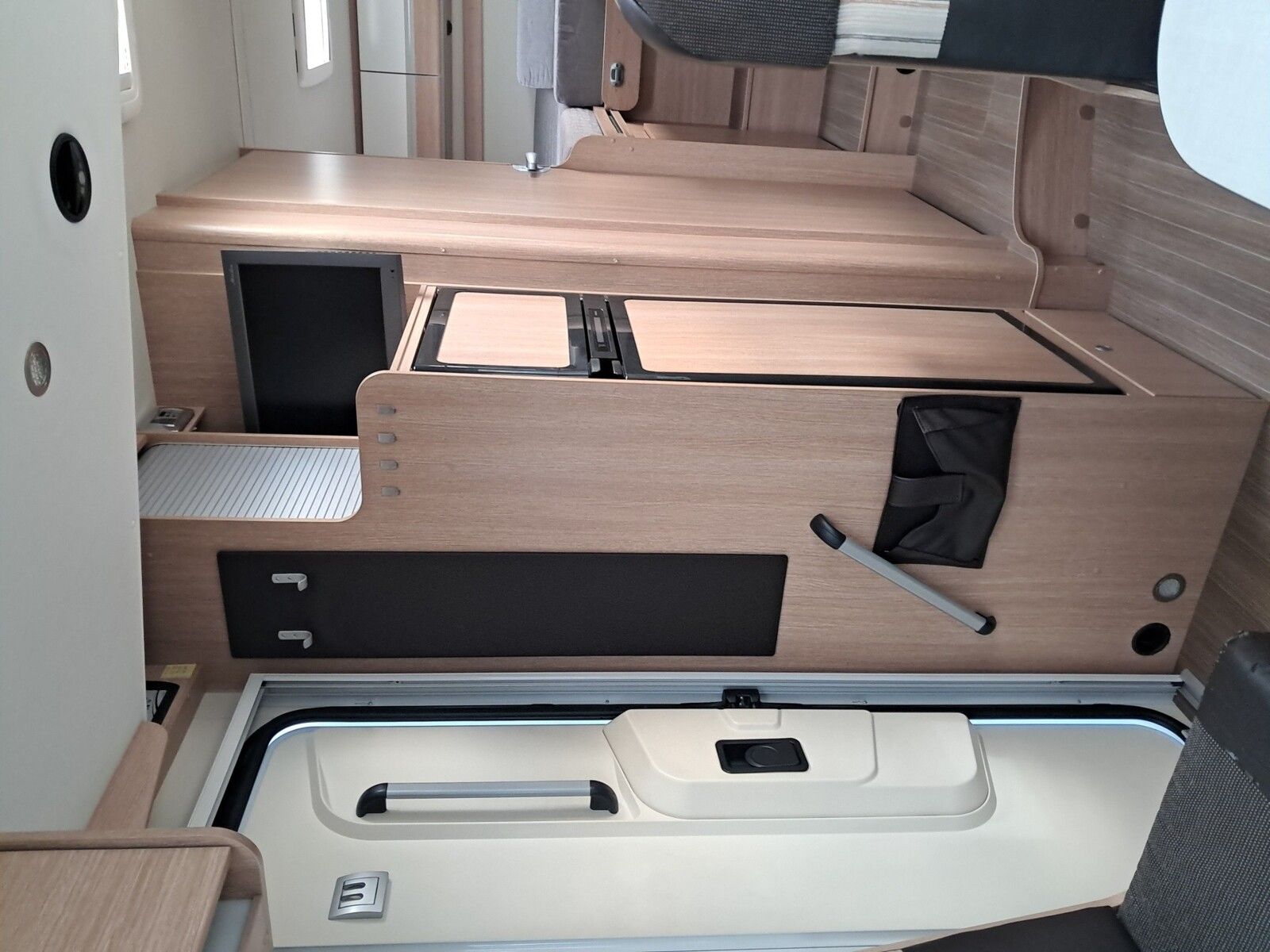 Fahrzeugabbildung Sunlight T 68 Luftfederung,AHK,Markise,SAT+TV