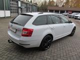 Skoda Octavia 1.5 TSI ACT Soleil NAVI AHK 8fach Bereif - Skoda Octavia: Kombi