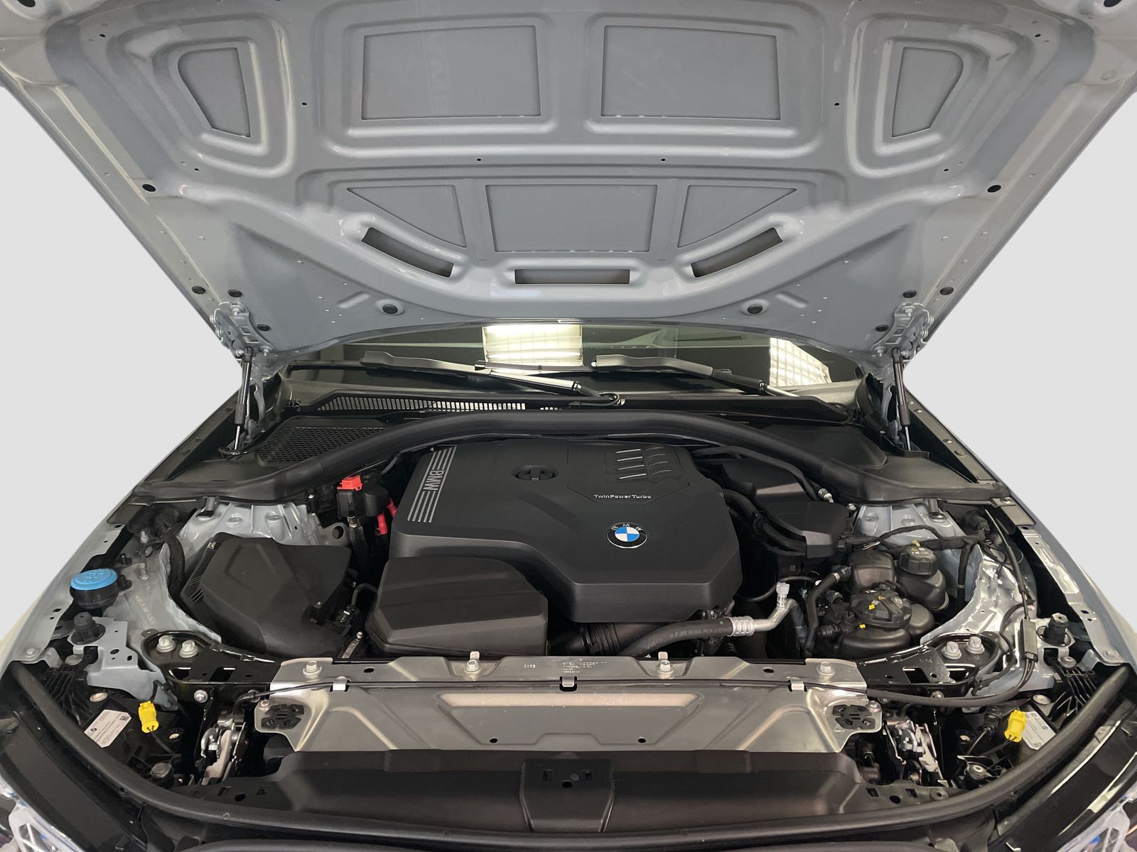 BMW 330 - Bild 15