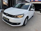 Volkswagen Touran  1.2  TSI,Comfortline BMT Tüvneu 1 hand - gebrauchte VW Touran aus dem Jahr 2013