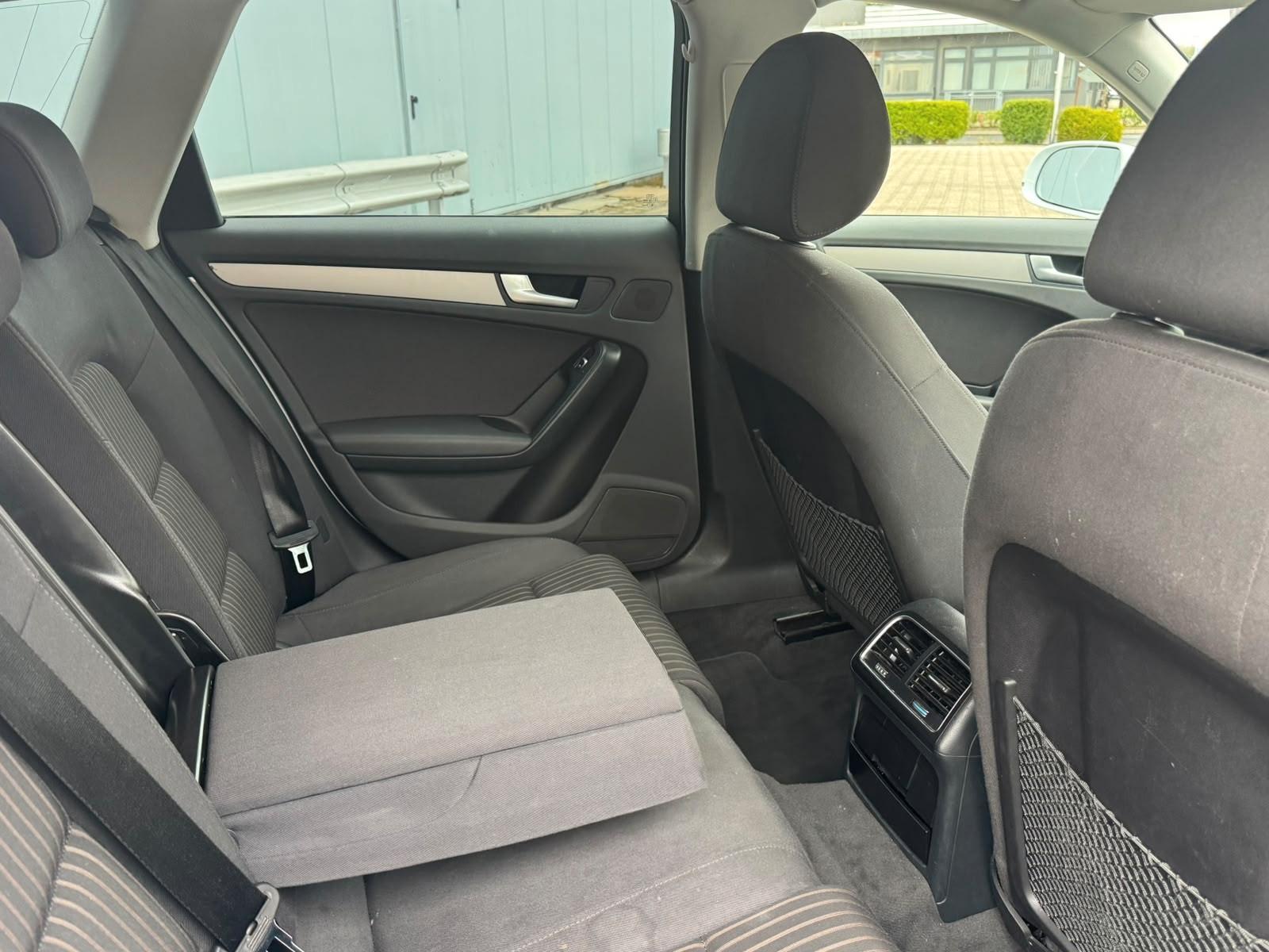 Audi A4 Avant 2.0 Ambiente Bluetooth Shz Tüv Euro6