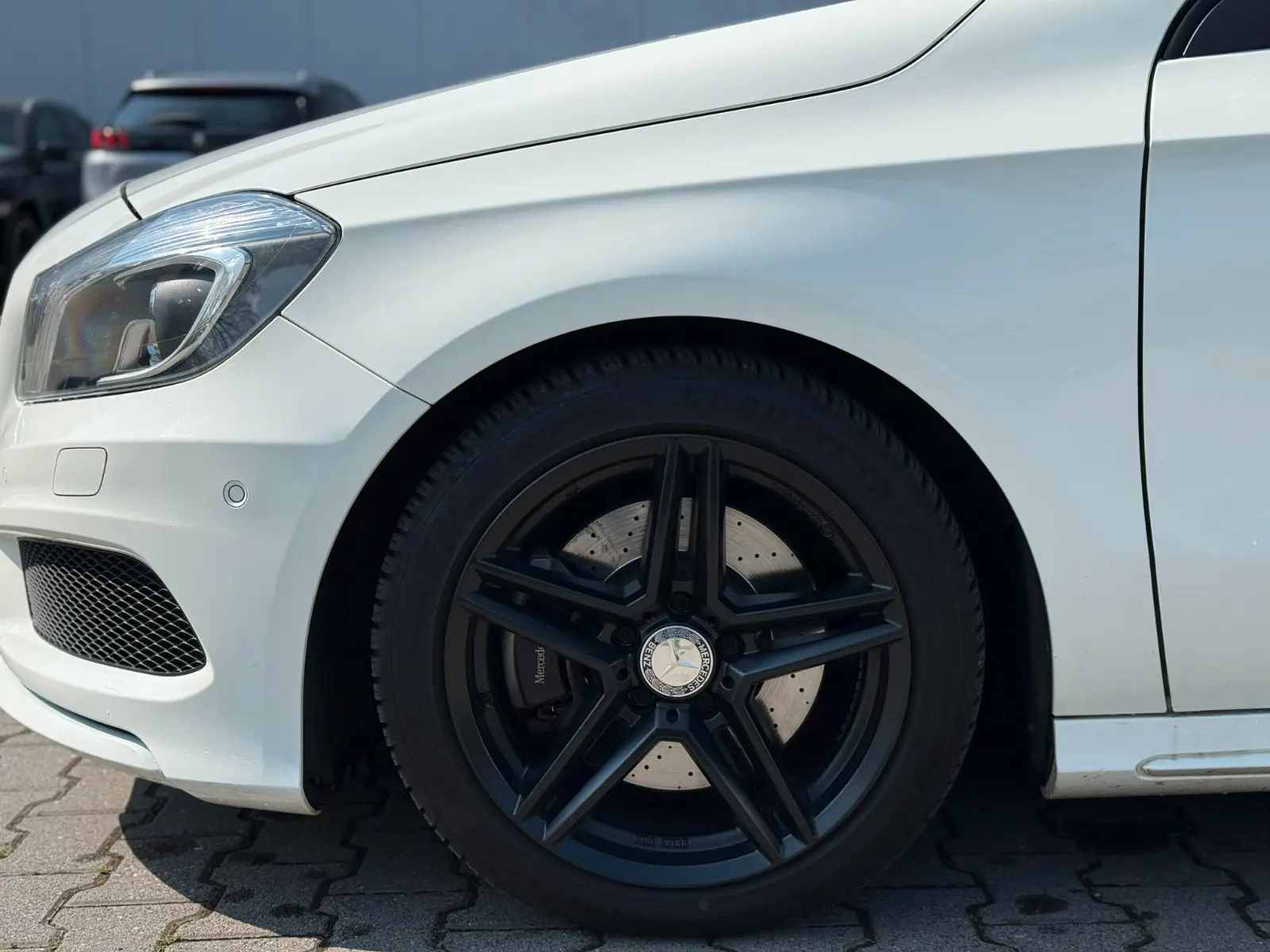 Mercedes-Benz A 250 4Matic AMG Line* Panorama* Bi-Xenon*