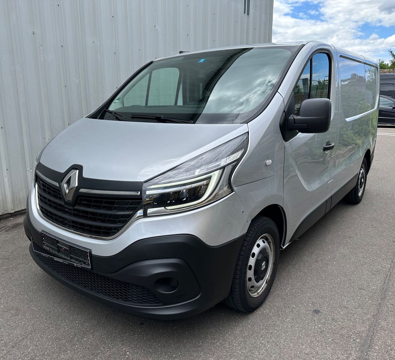 Renault Trafic - 1