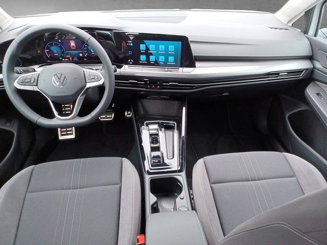 Fahrzeugabbildung Volkswagen Golf VIII Variant TDI Alltrack 4M DSG Navi Matri