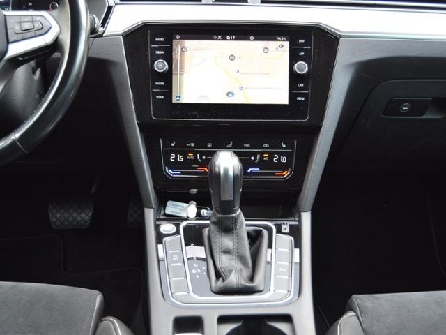 Passat Variant 2.0 TDI DSG Elegance AHK/MATRIX-L