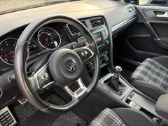 Fahrzeugabbildung Volkswagen Golf VII Variant GTD -DYNAUDIO*BiXen*Sitzhzg*PDC