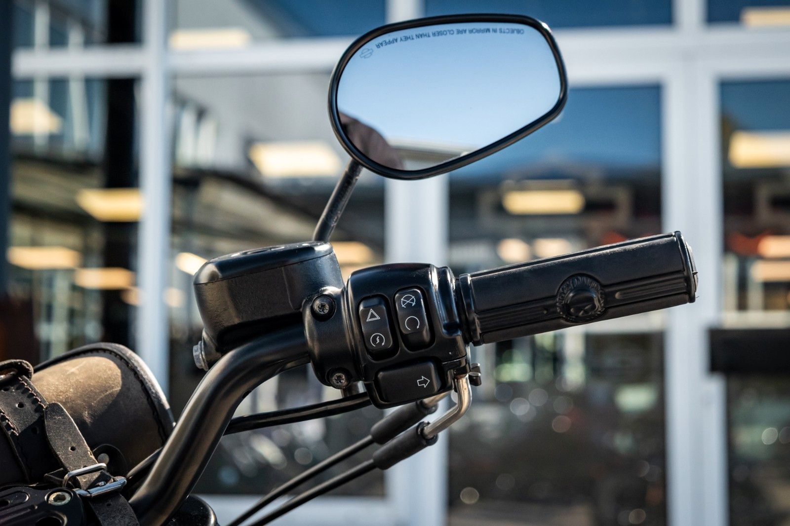 Fahrzeugabbildung Harley-Davidson XL1200X SPORTSTER FORTY-EIGHT - Falcon Auspuff -