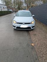 Volkswagen Golf 1.2 TSI 63kW BMT CUP CUP - Volkswagen Golf mit Benzin-Antrieb: Limousine, 1.6