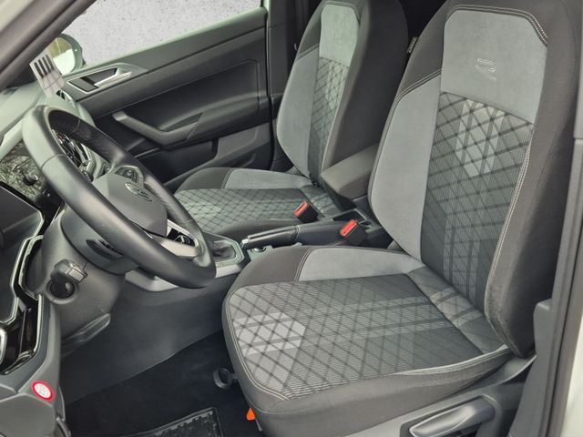 Taigo R-Line 1.5 TSI DSG, IQ.LIGHT, Navi